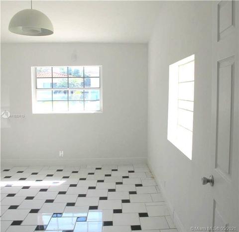 8942 Garland Ave, Surfside, FL 33154 photo 16