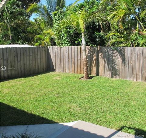 8942 Garland Ave, Surfside, FL 33154 photo 23