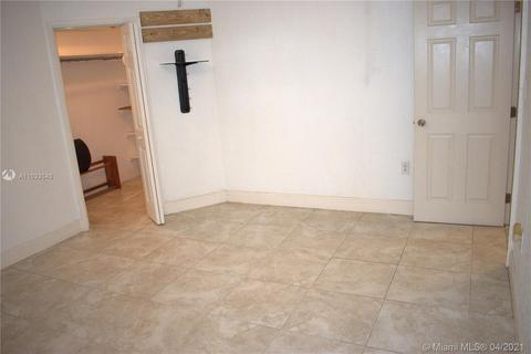 535 E 20th St, Hialeah, FL 33013 photo 5
