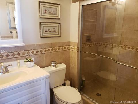 5905 E 4th Ave, Hialeah, FL 33013 photo 9
