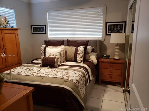 5905 E 4th Ave, Hialeah, FL 33013 photo 13