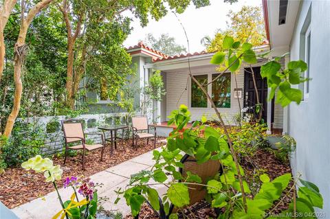 1424 Ortega Ave, Coral Gables, FL 33134 photo 4