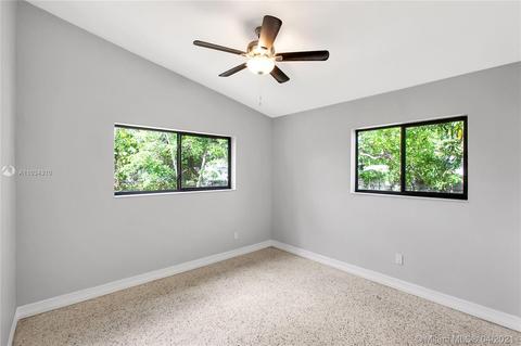 2915 NW 68th St, Miami, FL 33147 photo 16