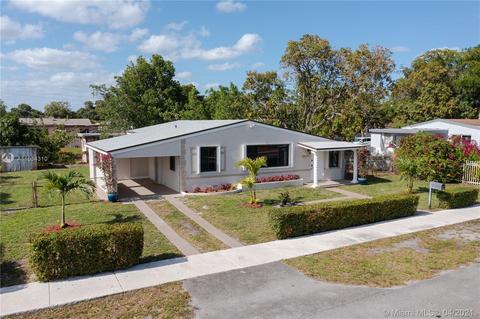 2915 NW 68th St, Miami, FL 33147 photo 3