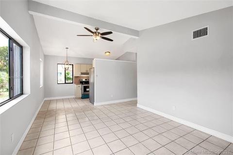 2915 NW 68th St, Miami, FL 33147 photo 9