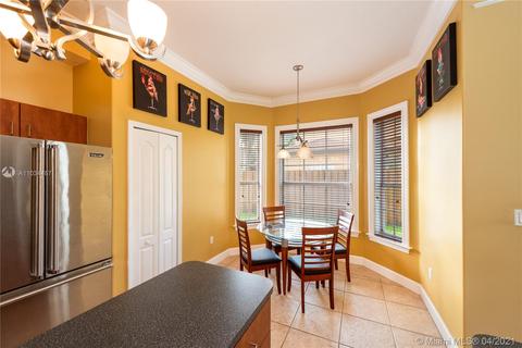 16172 NW 77th Pl, Miami Lakes, FL 33016 photo 4