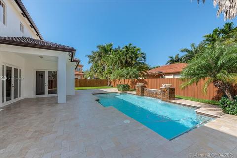16172 NW 77th Pl, Miami Lakes, FL 33016 photo 5