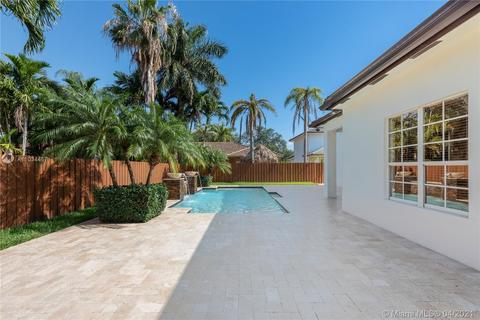 16172 NW 77th Pl, Miami Lakes, FL 33016 photo 6