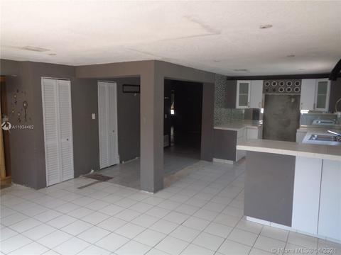 2805 E 5th Ave, Hialeah, FL 33013 photo 26