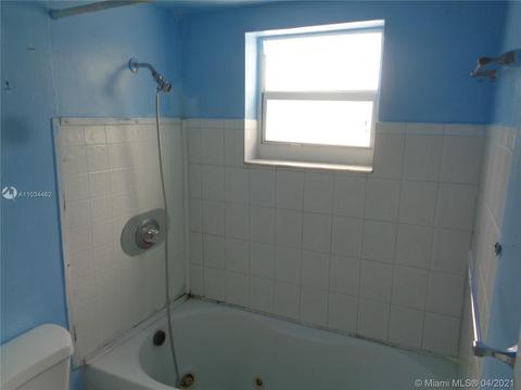 2805 E 5th Ave, Hialeah, FL 33013 photo 18