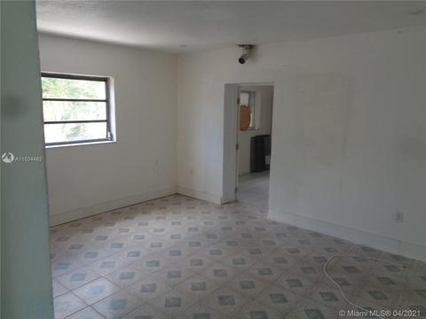 2805 E 5th Ave, Hialeah, FL 33013 photo 20