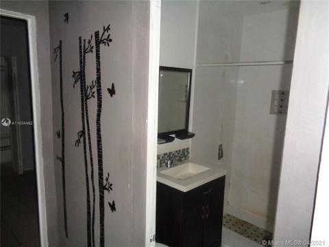 2805 E 5th Ave, Hialeah, FL 33013 photo 12