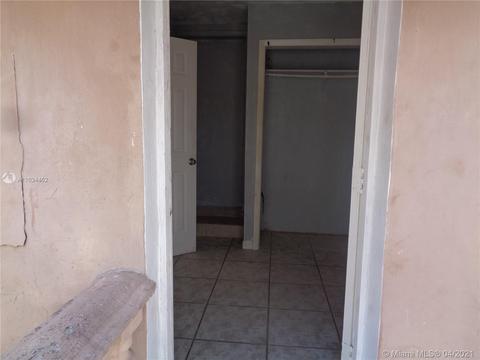 2805 E 5th Ave, Hialeah, FL 33013 photo 29