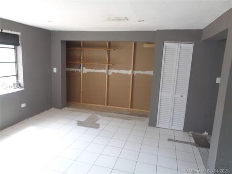 2805 E 5th Ave, Hialeah, FL 33013 photo 27