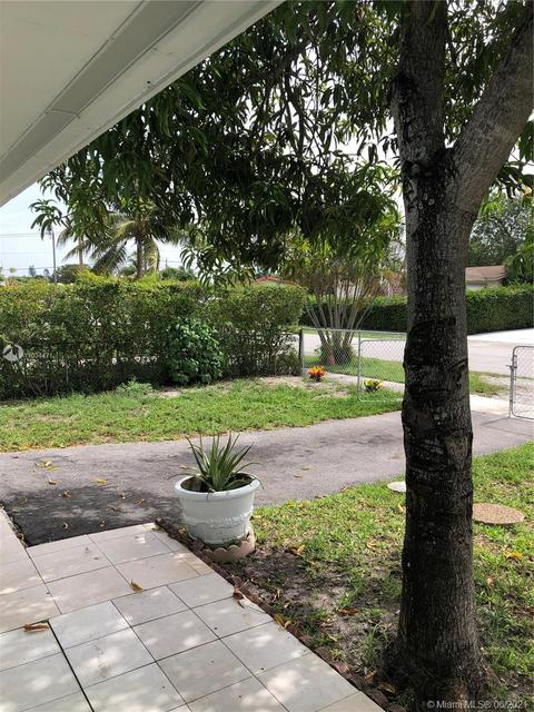 17232 NW 48th Ct, Miami Gardens, FL 33055 photo 4