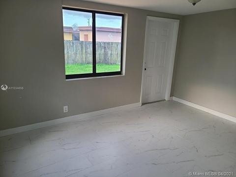 850 W 50th Pl, Hialeah, FL 33012 photo 11