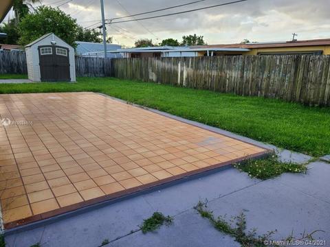 850 W 50th Pl, Hialeah, FL 33012 photo 4