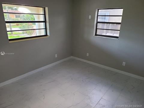 850 W 50th Pl, Hialeah, FL 33012 photo 16