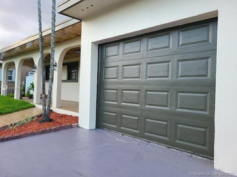 850 W 50th Pl, Hialeah, FL 33012 photo 3