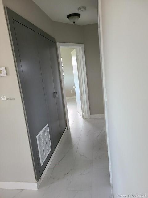 850 W 50th Pl, Hialeah, FL 33012 photo 20