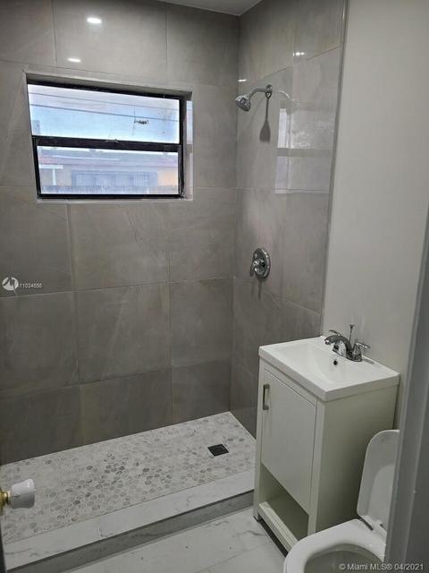850 W 50th Pl, Hialeah, FL 33012 photo 22