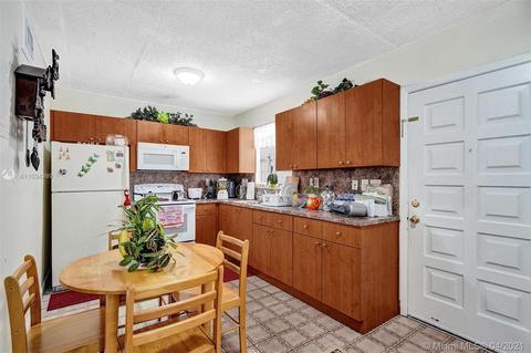 366 E 16th St, Hialeah, FL 33010 photo 49