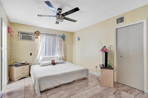 366 E 16th St, Hialeah, FL 33010 photo 24
