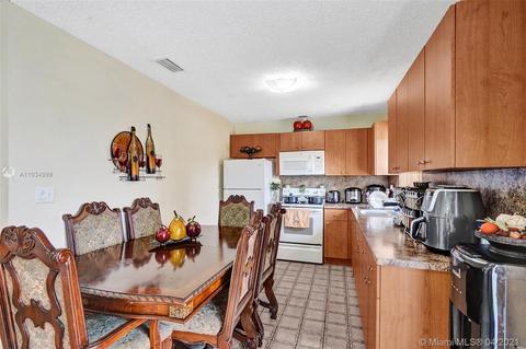 366 E 16th St, Hialeah, FL 33010 photo 68