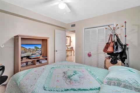366 E 16th St, Hialeah, FL 33010 photo 44