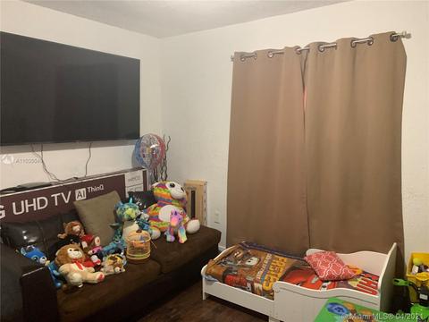 359 E 14th St, Hialeah, FL 33010 photo 10