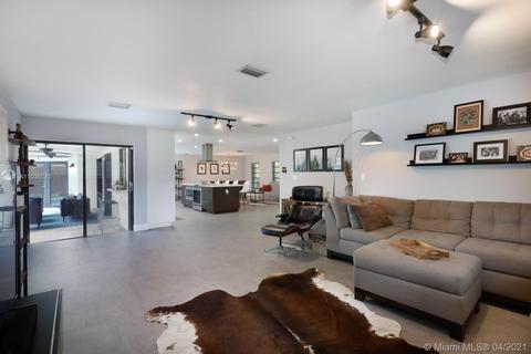 8450 Menteith Ter, Miami Lakes, FL 33016 photo 14