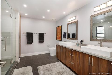 8450 Menteith Ter, Miami Lakes, FL 33016 photo 18