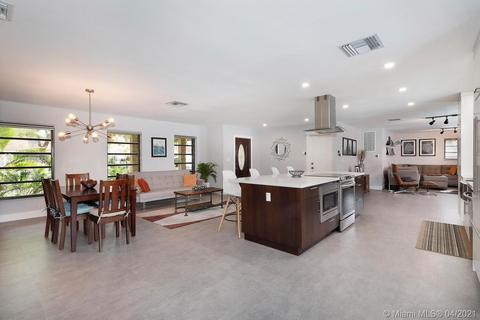 8450 Menteith Ter, Miami Lakes, FL 33016 photo 9