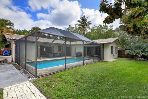 8450 Menteith Ter, Miami Lakes, FL 33016 photo 30