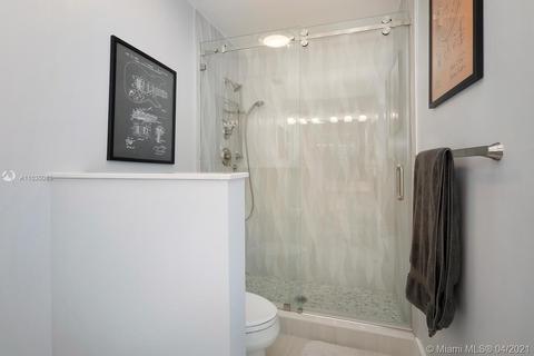 8450 Menteith Ter, Miami Lakes, FL 33016 photo 24