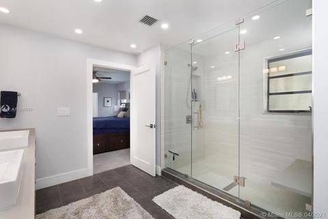 8450 Menteith Ter, Miami Lakes, FL 33016 photo 19