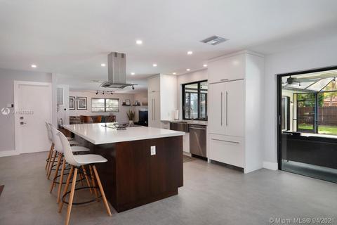 8450 Menteith Ter, Miami Lakes, FL 33016 photo 11