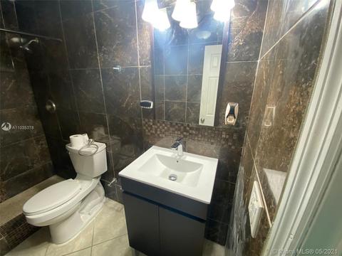 899 W 79th St, Hialeah, FL 33014 photo 14