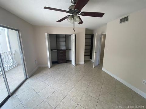 899 W 79th St, Hialeah, FL 33014 photo 17