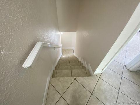 899 W 79th St, Hialeah, FL 33014 photo 10