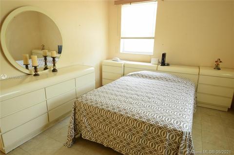 4995 E 1st Ave, Hialeah, FL 33013 photo 8