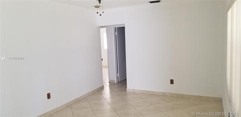 125 W 55th St, Hialeah, FL 33012 photo 3