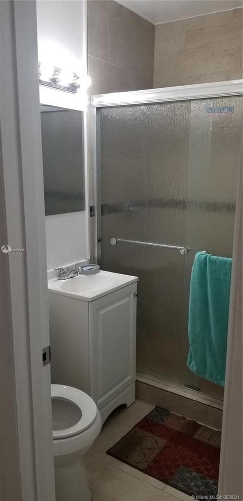 125 W 55th St, Hialeah, FL 33012 photo 5