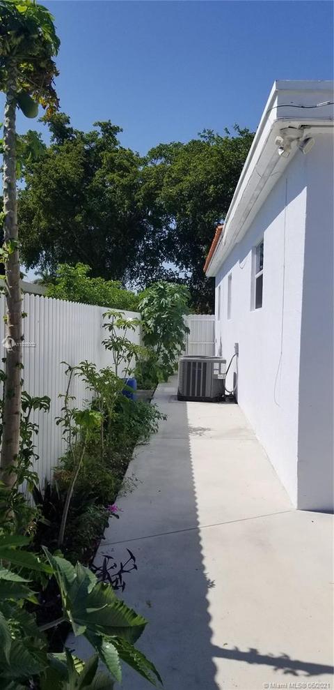 125 W 55th St, Hialeah, FL 33012 photo 19