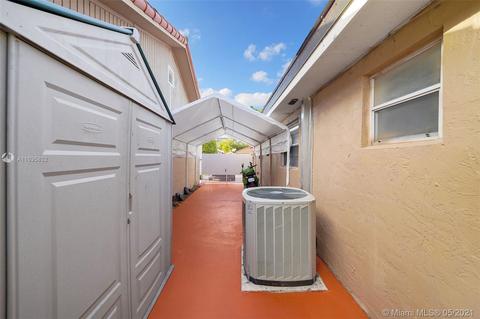 2764 W 74th Ter, Hialeah, FL 33016 photo 23