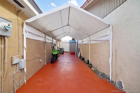 2764 W 74th Ter, Hialeah, FL 33016 photo 22