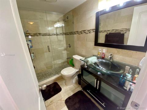 1895 W 68th St #., Hialeah, FL 33014 photo 13