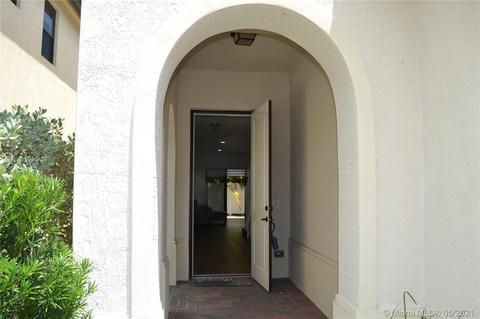 3525 W 97th St, Hialeah, FL 33018 photo 8