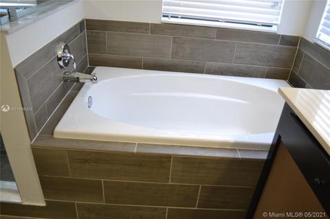 3525 W 97th St, Hialeah, FL 33018 photo 37