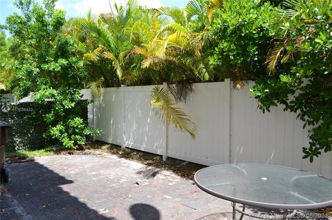 3525 W 97th St, Hialeah, FL 33018 photo 26